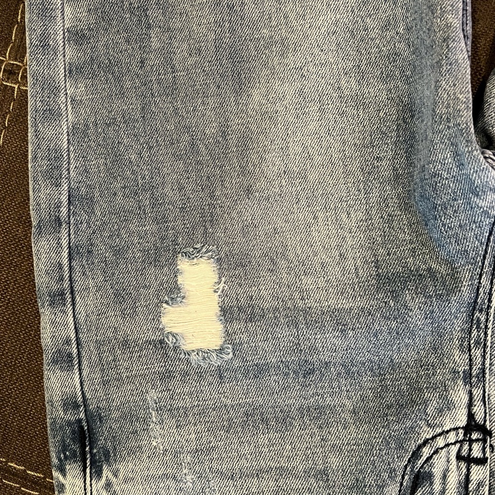 Wide legged jean sizes 3 ❤️ - Picture 7 of 16